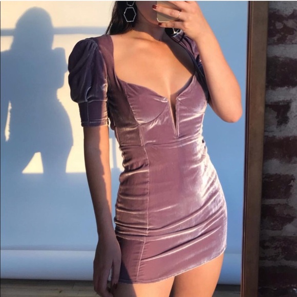 viva deep v mini dress